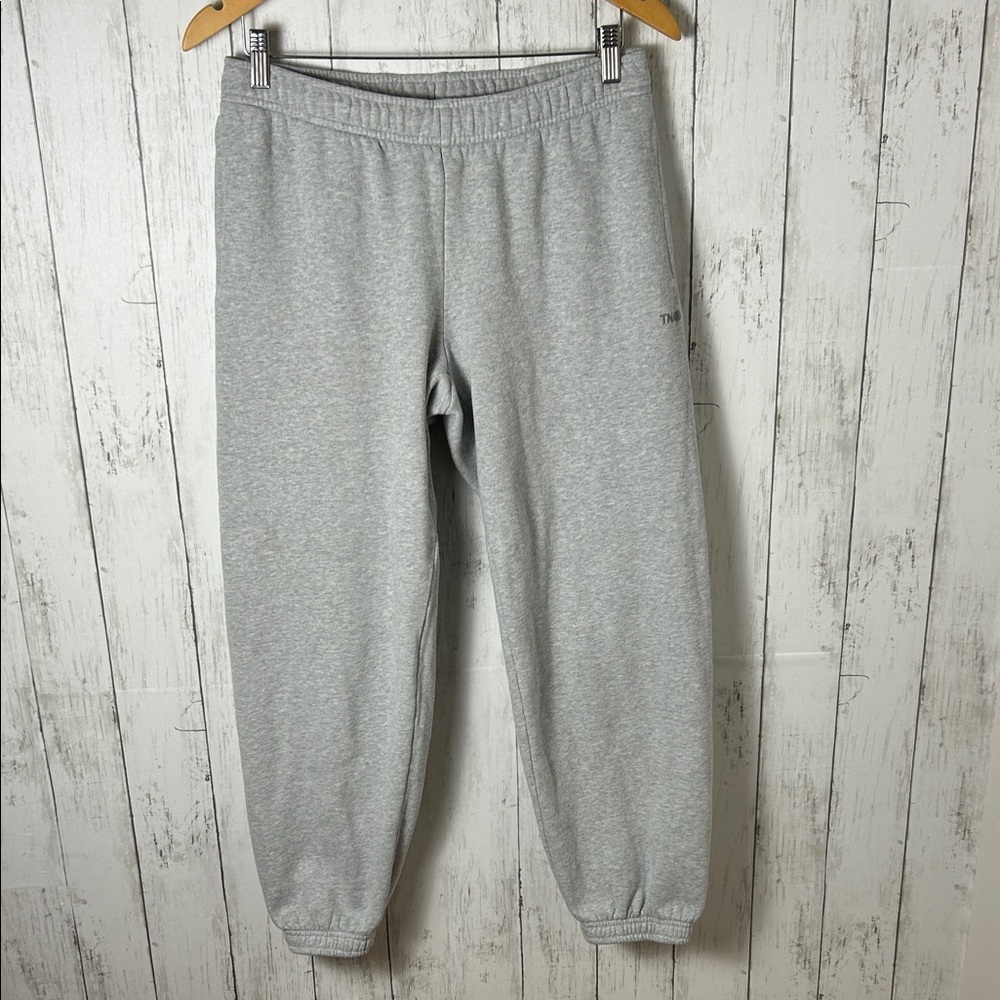 Aritzia Gray Women's Joggers size small cozy fleece drawstring athletic comfort